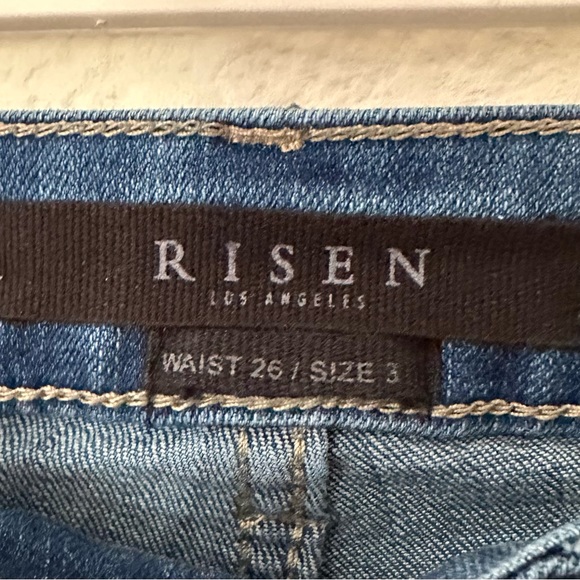 Jeans - Picture 2 of 3